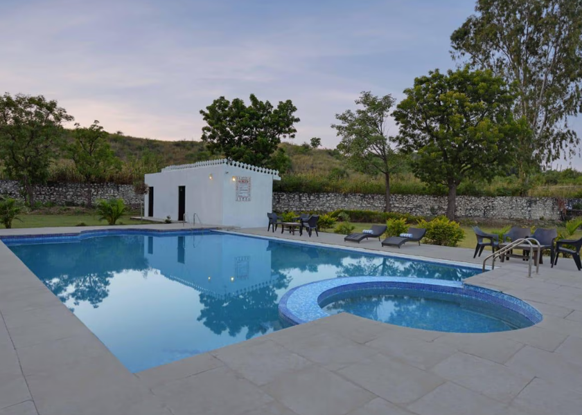Rajasthan Udaipur Pool