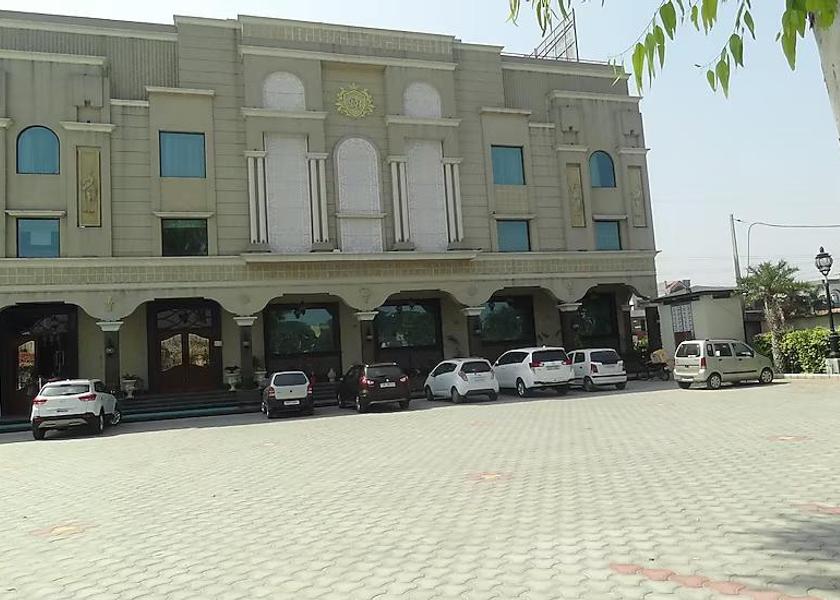 Punjab Ludhiana Hotel Exterior