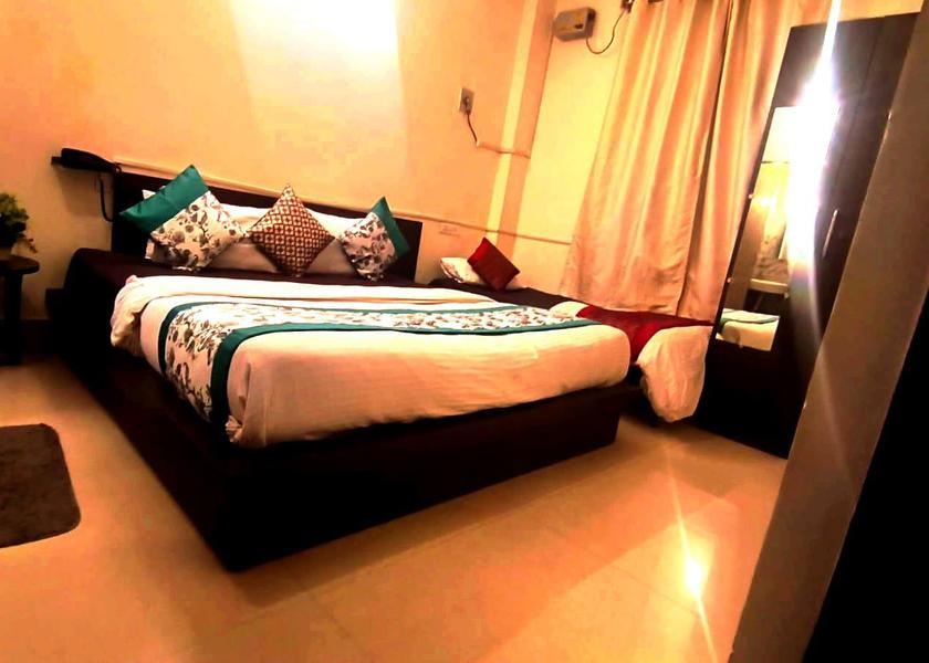 Uttar Pradesh Varanasi Deluxe Triple Room - Afternoon Tea Included