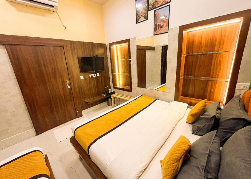 Uttar Pradesh Agra Deluxe Double Room