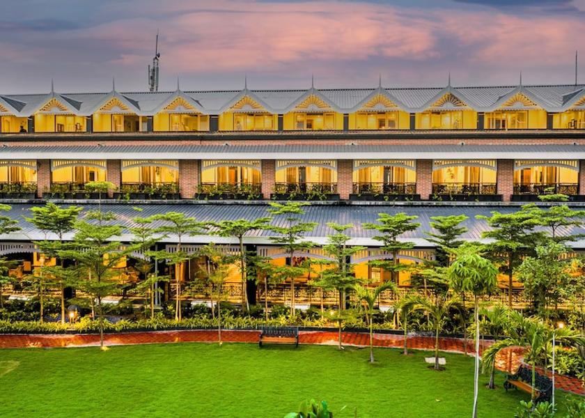 Outdoor banquet area