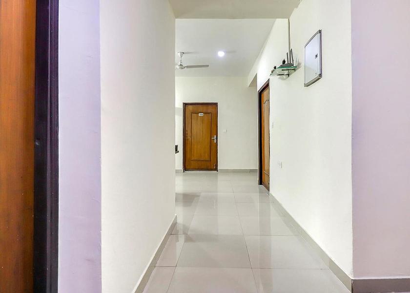 Delhi Delhi lobby