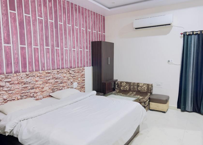 Madhya Pradesh Satna DELUXE AC ROOM