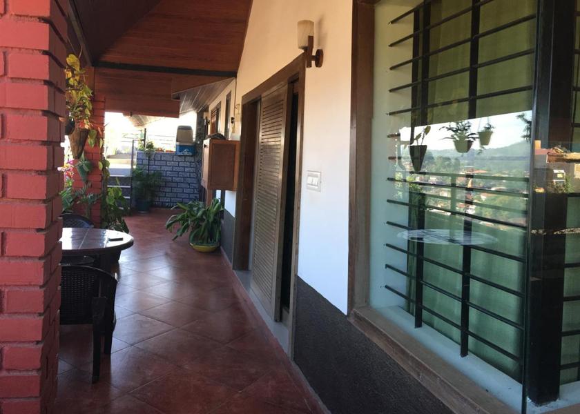 Karnataka Madikeri balcony/terrace