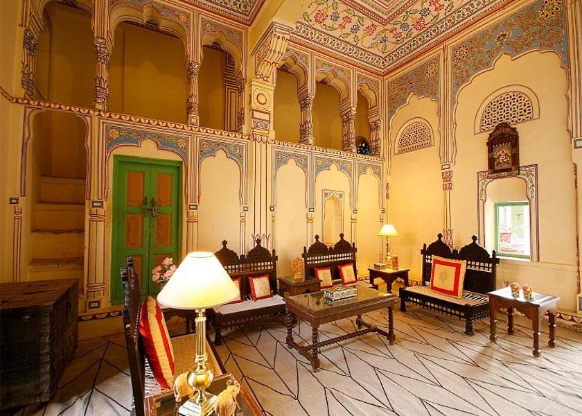 Rajasthan Alsisar interior view