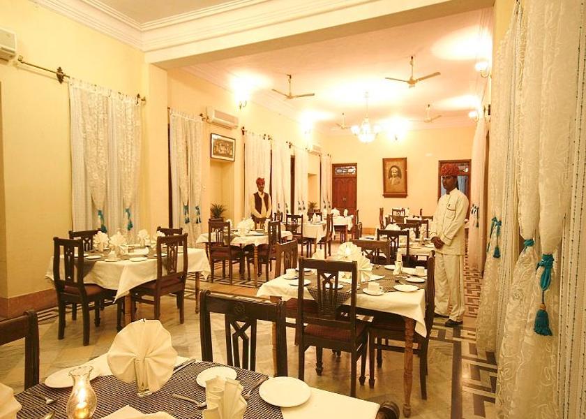 Rajasthan Alsisar restaurant