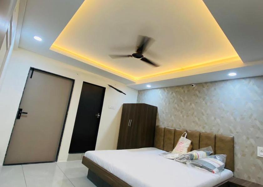 Madhya Pradesh Maheshwar 1025