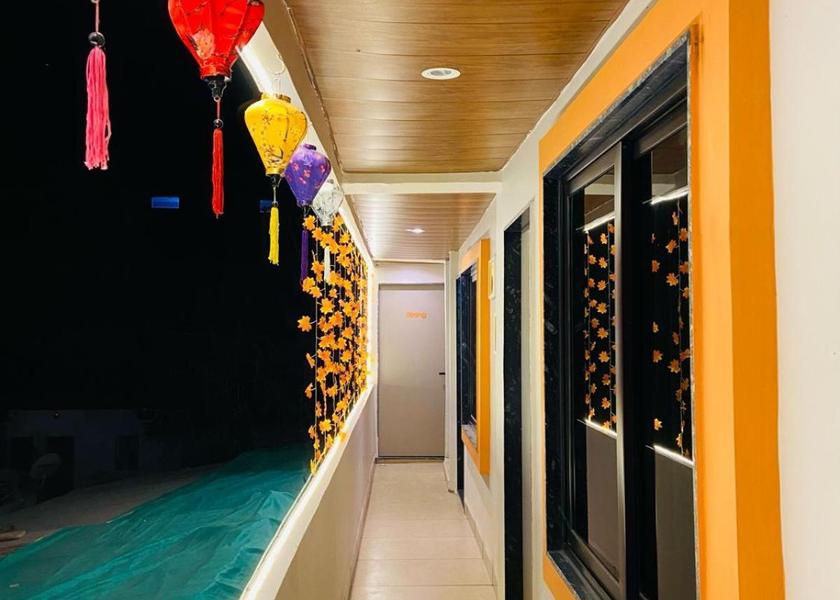 Madhya Pradesh Maheshwar Public Areas