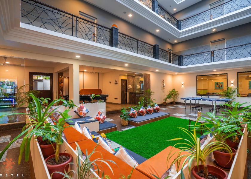 Goa Anjuna shared lounge/tv area