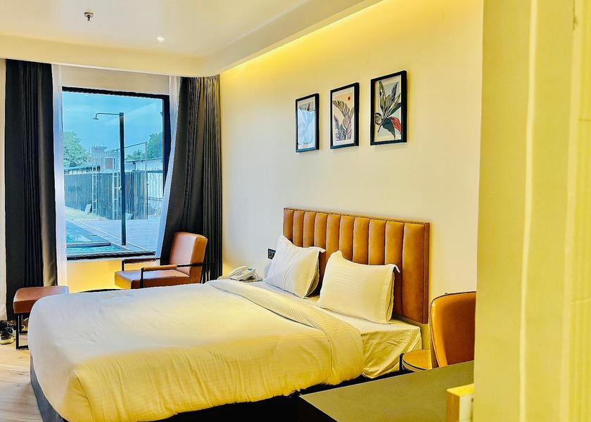 Uttar Pradesh Lucknow Pool Access King Room