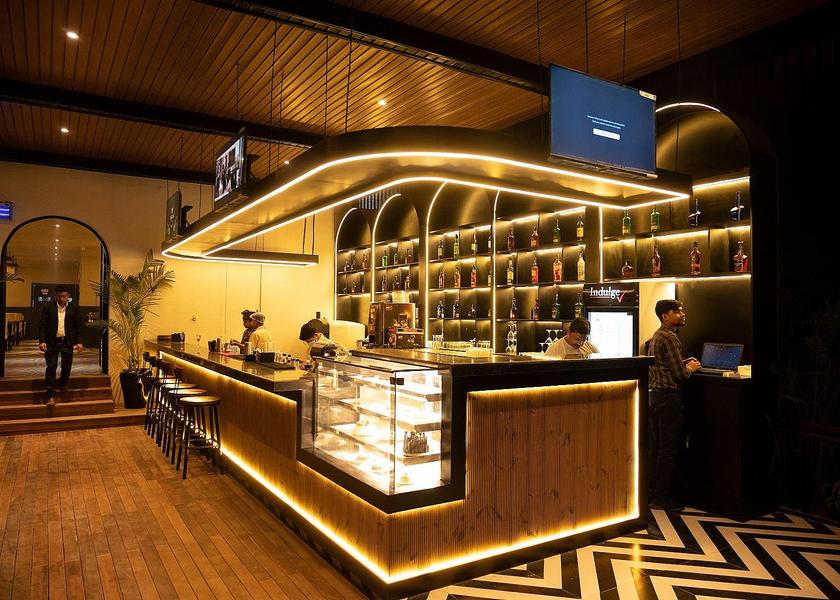 Uttar Pradesh Lucknow bar/lounge
