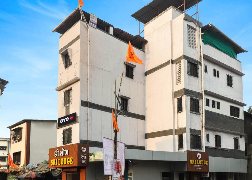 Maharashtra Kalyan Hotel Exterior