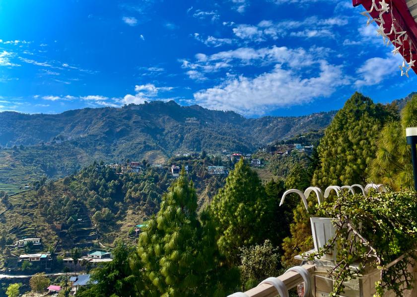 Uttarakhand Mussoorie Balcony/terrace
