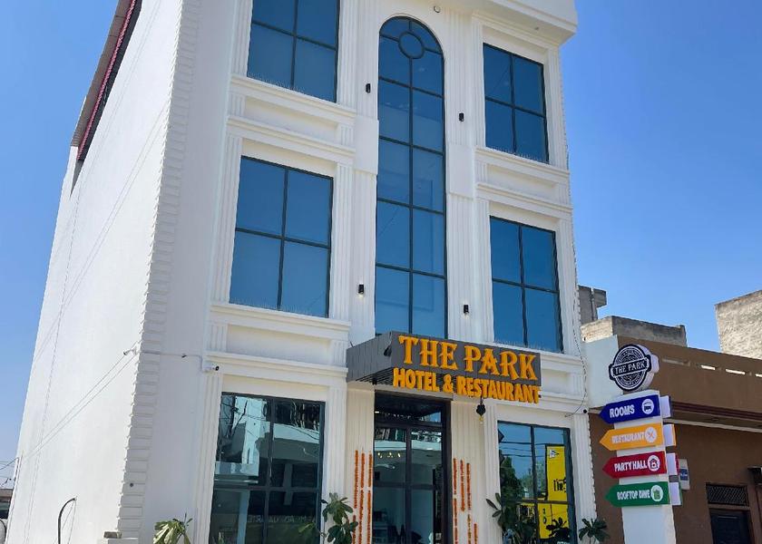 Haryana Bhiwani Hotel Exterior
