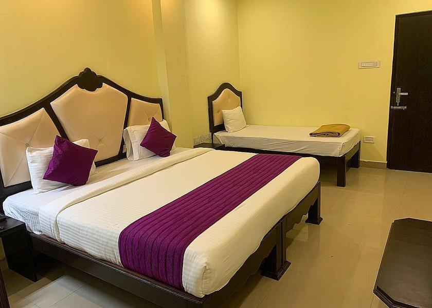 Tamil Nadu Chennai Deluxe Triple AC Room