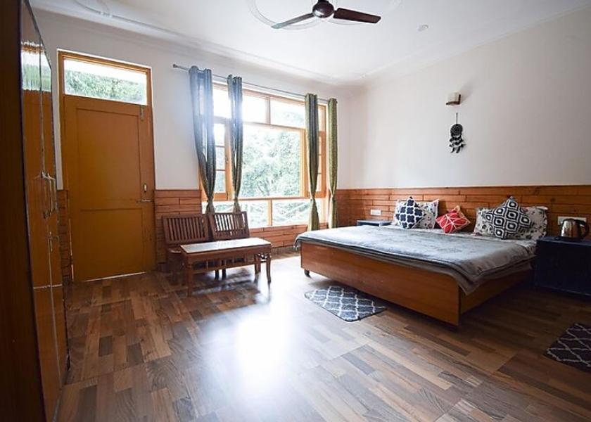 Himachal Pradesh Dharamshala Forest View Room