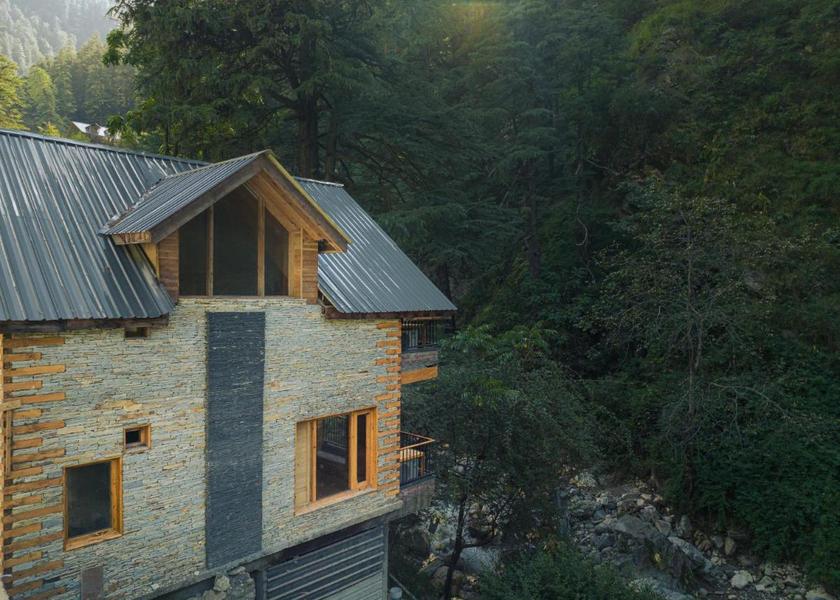 Himachal Pradesh Jibhi Hotel Exterior