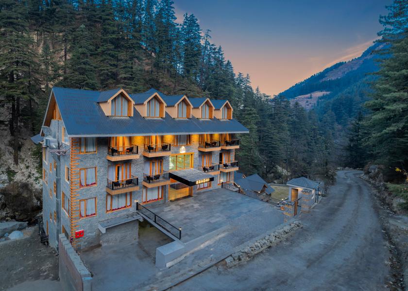 Himachal Pradesh Jibhi Hotel Exterior