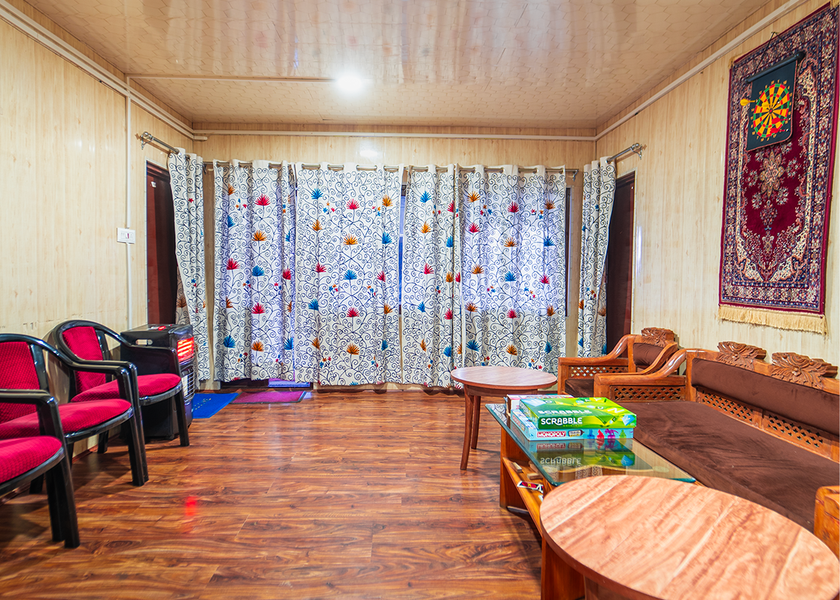 Jammu and Kashmir Gulmarg Lobby