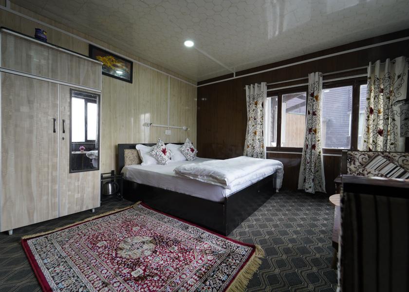 Jammu and Kashmir Gulmarg Premium Deluxe