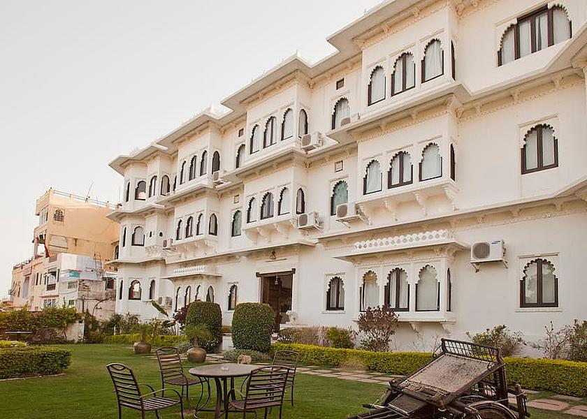 Rajasthan Udaipur Hotel Exterior