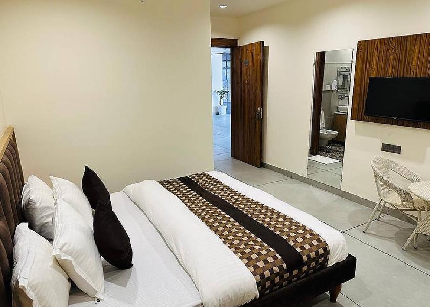 Haryana Faridabad Superior Room
