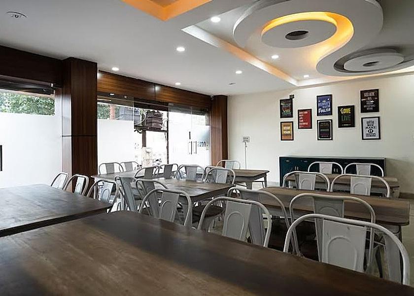 Uttar Pradesh Noida Food & Dining