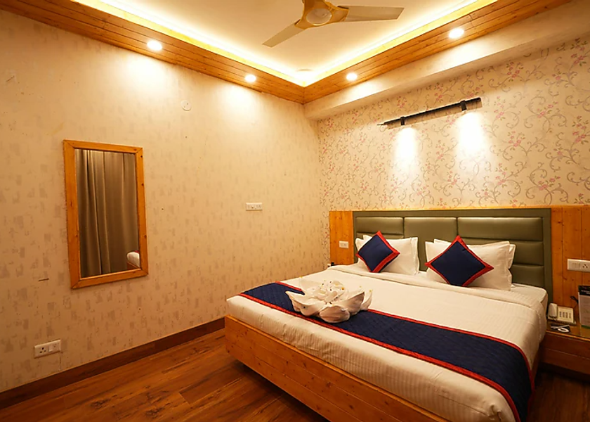 Himachal Pradesh Dharamshala Deluxe AC Room with Balcony