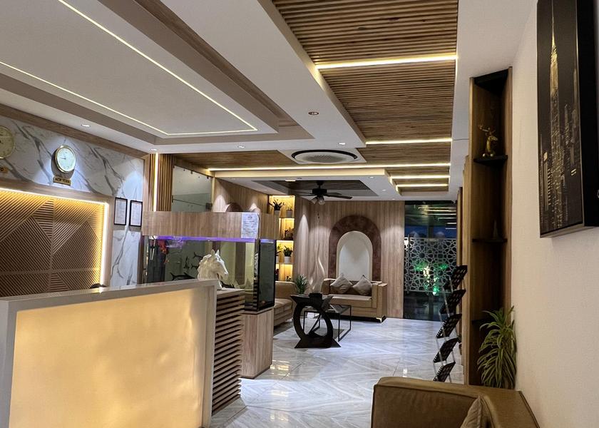 Uttar Pradesh Lucknow Public Areas