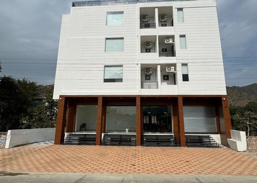 Rajasthan Udaipurwati Hotel Exterior