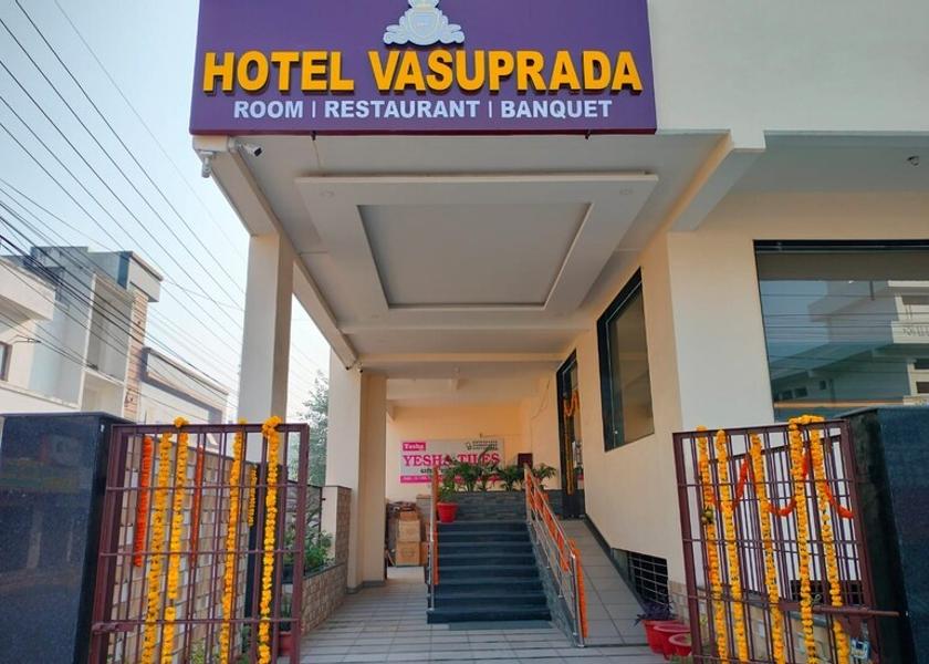 Uttar Pradesh Lucknow Hotel Exterior