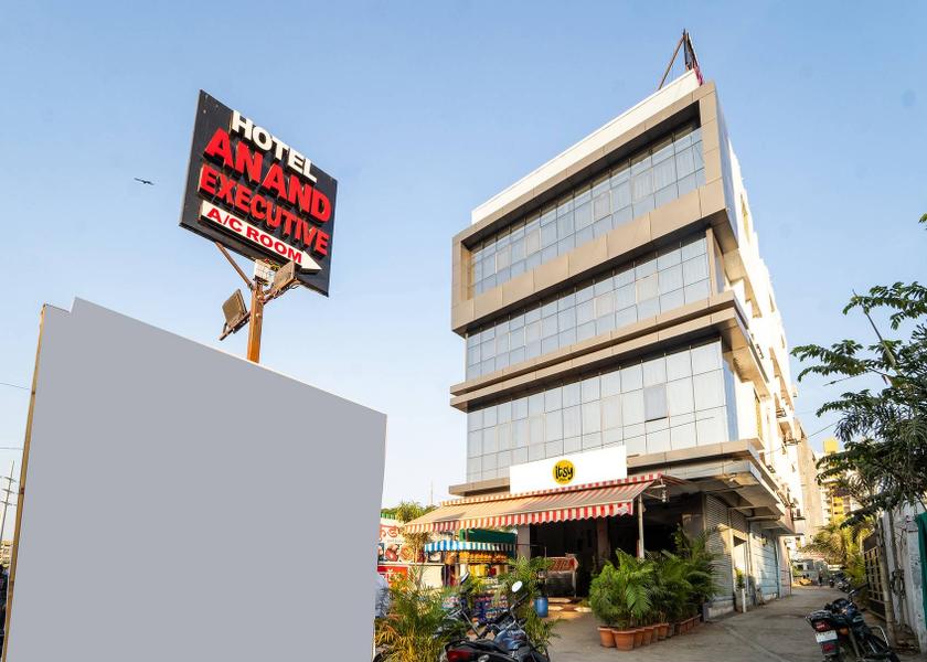 Maharashtra Pune Hotel Exterior