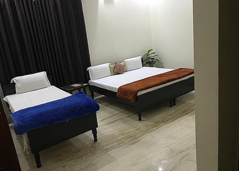 Uttar Pradesh Noida Deluxe Room