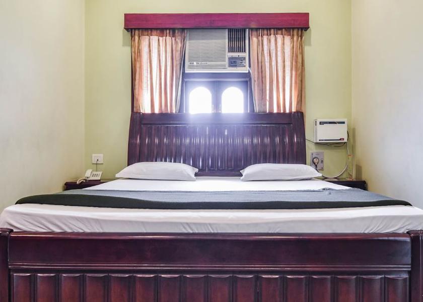 Tamil Nadu Chennai Classic Room