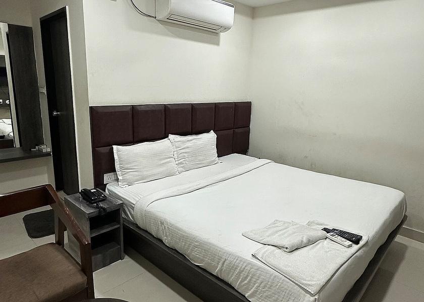 Telangana Hyderabad STANDARD ROOM