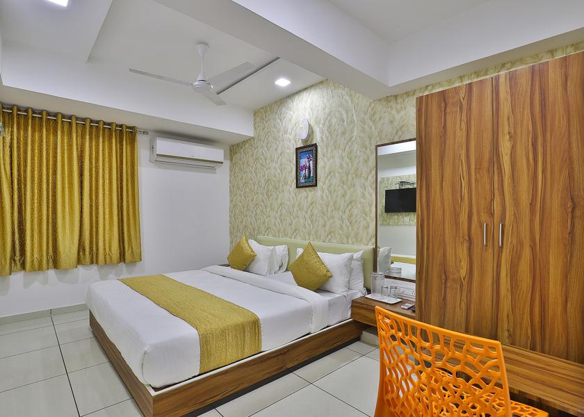 Gujarat Ahmedabad Deluxe Room