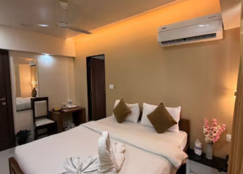 Maharashtra Pune Standard Small Room
