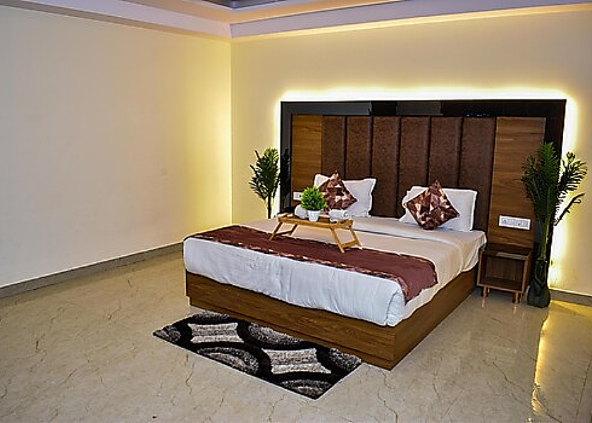 Delhi Delhi Deluxe Room