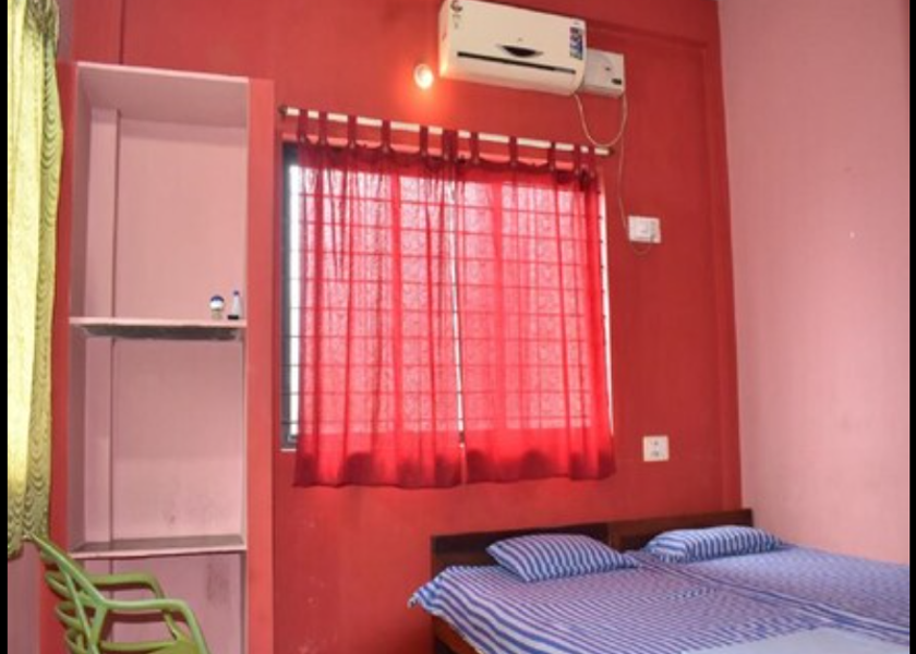 Karnataka Sringeri Deluxe AC Room