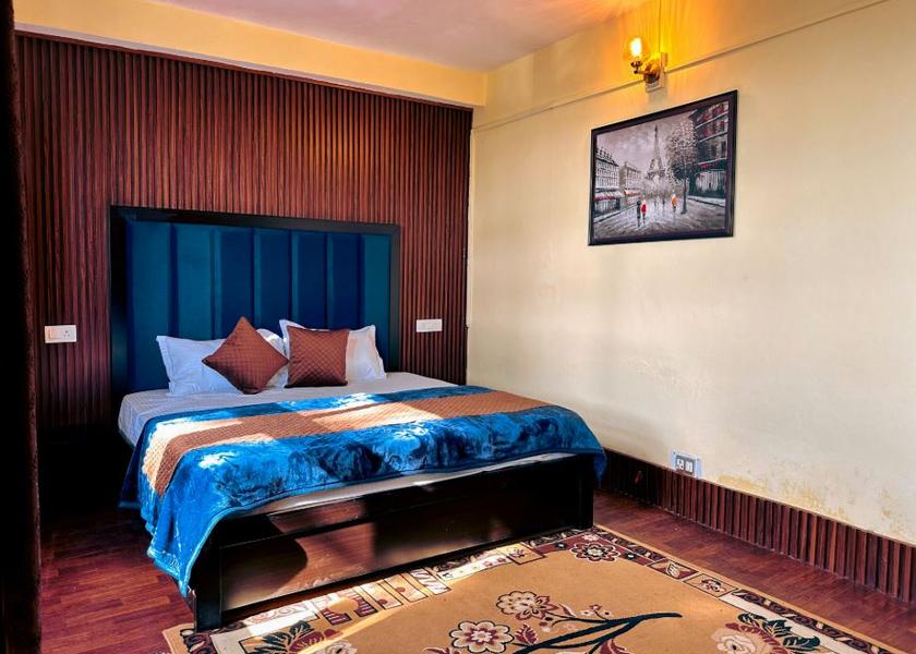 Himachal Pradesh Shimla Deluxe Room