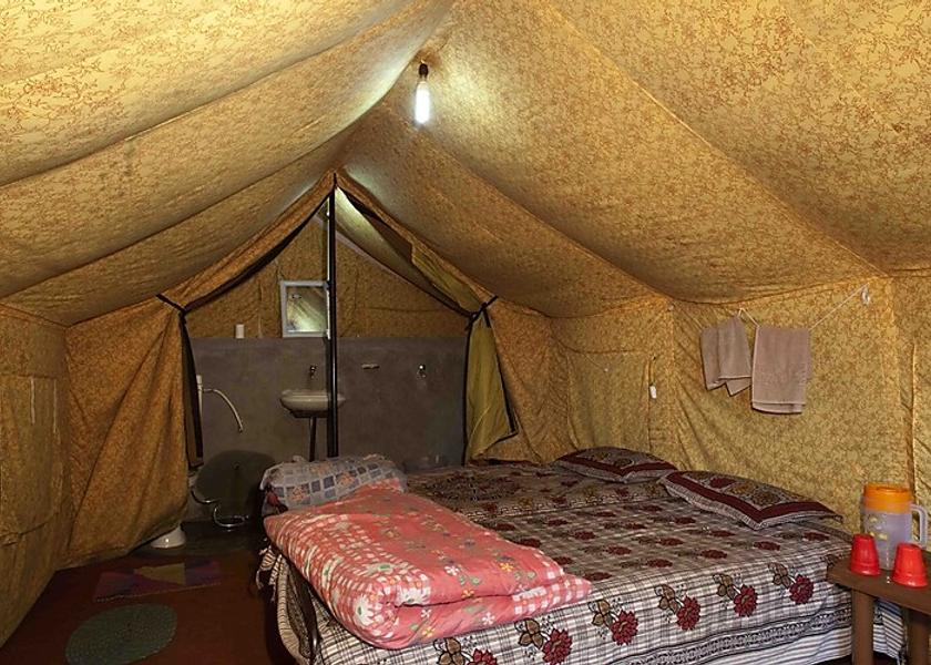 Uttarakhand Mussoorie Deluxe Room