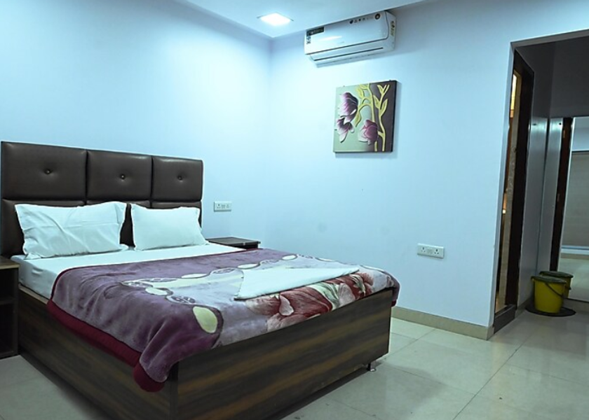 Uttar Pradesh Lucknow Budget Double AC Room