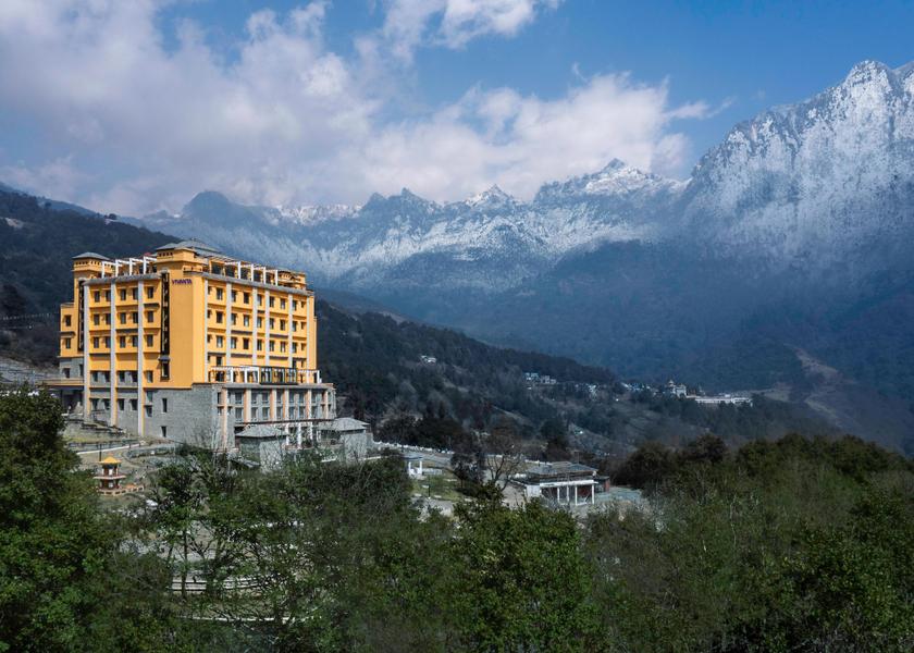 Assam Tawang Hotel Exterior