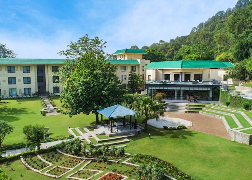 Jammu and Kashmir Manun Hotel Exterior