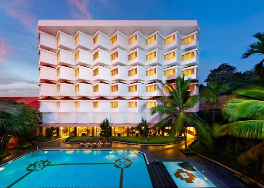 Kerala Kozhikode Hotel Exterior