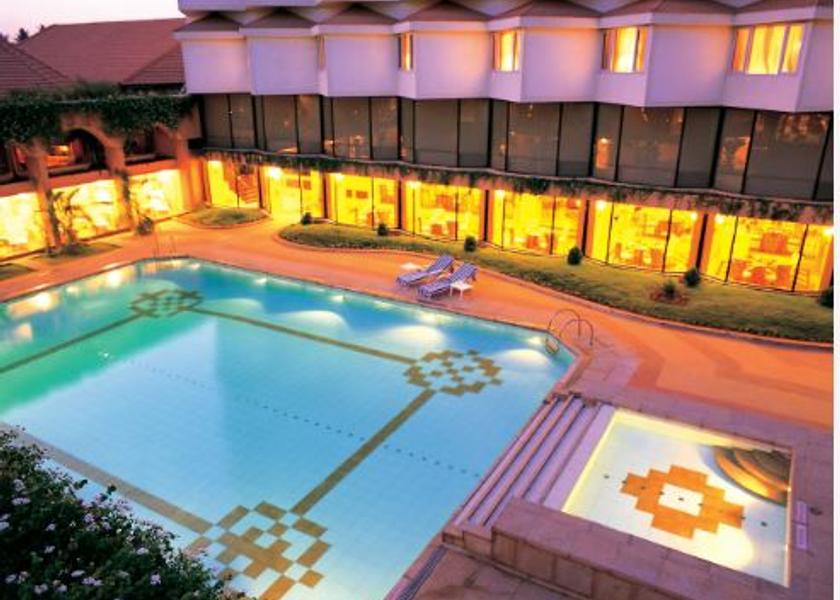 Kerala Kozhikode Hotel Exterior