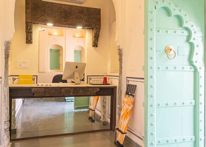 Rajasthan Jaipur Public Areas
