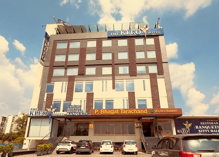Punjab Zirakpur Hotel Exterior
