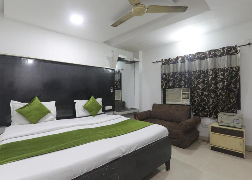 Uttar Pradesh Lucknow Executive Ac Room, Free High Speed Wifi