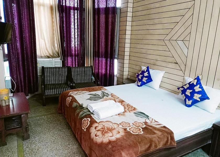 Uttarakhand Haridwar Standard Room